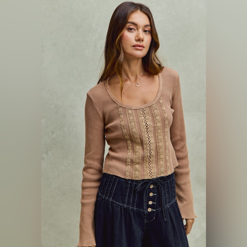 SO ME Vintage Washed Lace Crop Thermal Washed Knit Top